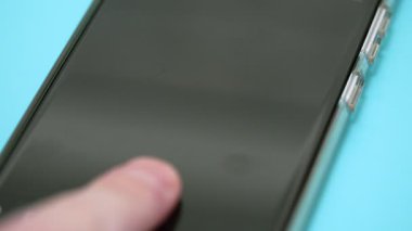 Ben yeterliyim, kısa mesaj, daktilo cep telefonu