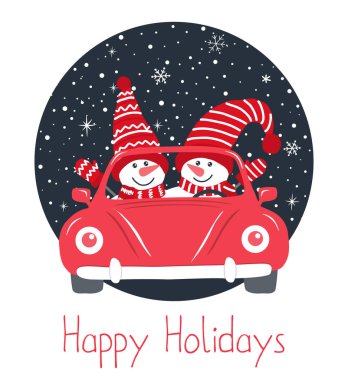 Noel tebrik kartı şablonu. Kırmızı arabadaki sevimli kardan adamlar. Kardan adamlar ellerini sallıyor. Kırmızı şapkalı, eşarplı iki kardan adam. Koyu mavi arkaplanda kar yağışı ile Kış Vektörü illüstrasyonu
