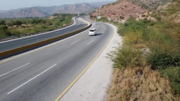 Drone Άποψη Του Αυτοκινητόδρομου Στο Kallar Kahar Pakistan — Αρχείο Βίντεο