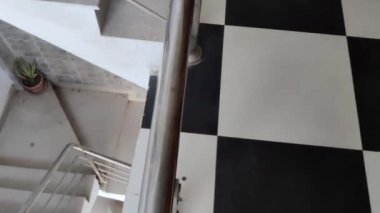 Şehrin merdivenleri.