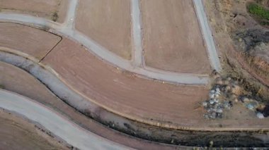 Köşe Arazi Araştırma Dronu 4K Gayrimenkul Geliştirme Hava Denetimi
