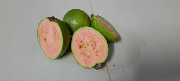 Πράσινα Φρούτα Γκουάβα Τροπικά Φρούτα — Φωτογραφία Αρχείου