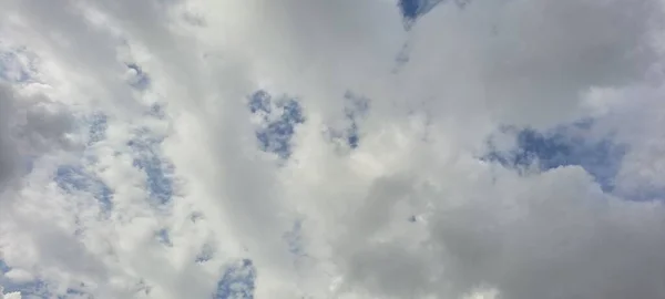 Красивое Небо Облаками Облака — стоковое фото