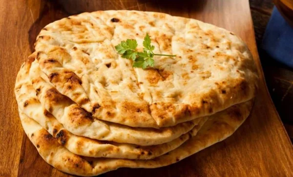 Hausgemachtes Indisches Samsami Brot — Stockfoto