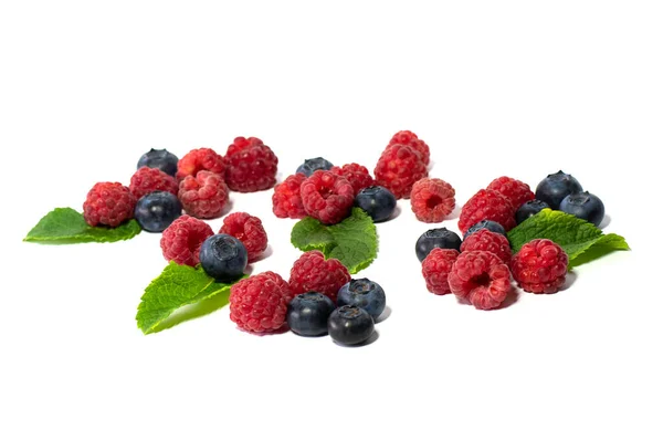 Ripe Raspberries Blueberries Mint Leaves White Background — Stock Photo, Image