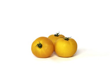 Lezzetli, olgun, sarı domatesler..