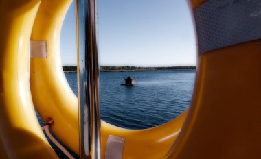 Hayat çizgisi boyunca nehir manzarası