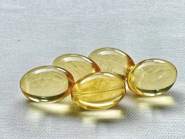 Clear softgels contain 5 types of good fats.