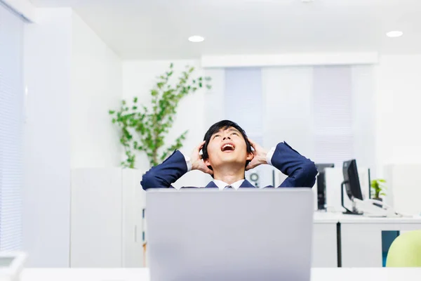 Young Japanese Businessman Feeling Frustrated Office — Stock Photo, Image