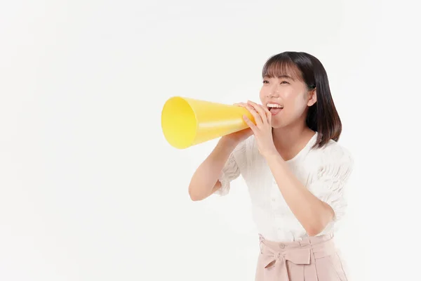 Jovem Mulher Japonesa Posando Com Chifre Alegria Amarelo Fundo Branco — Fotografia de Stock