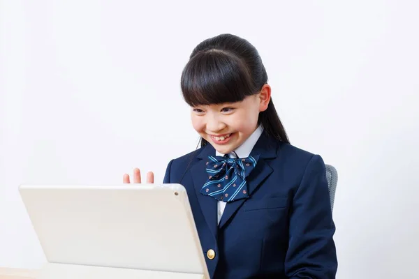 Japanisches Mädchen Schuluniform Besucht Online Klasse — Stockfoto