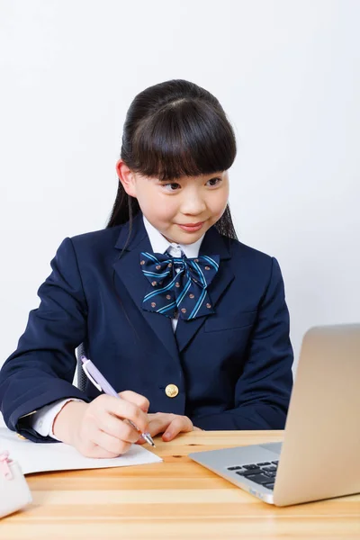 Japansk Tjej Skoluniform Online Klass — Stockfoto