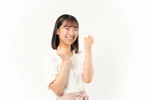 Красивая Молодая Азиатка Показывает Кулаки Изолированном Фоне — стоковое фото