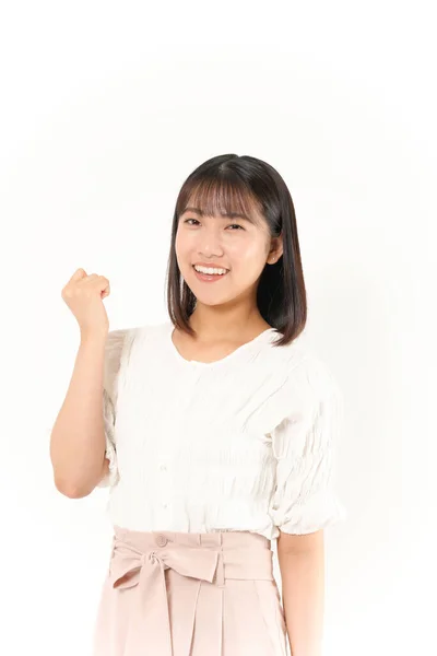 Красивая Молодая Азиатская Женщина Показывает Кулак Изолированном Фоне — стоковое фото