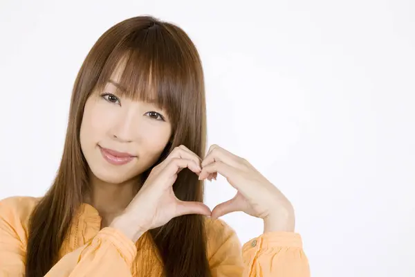 Studioporträt Der Schönen Japanerin Redhead Dame Posiert Auf Weißem Hintergrund — Stockfoto