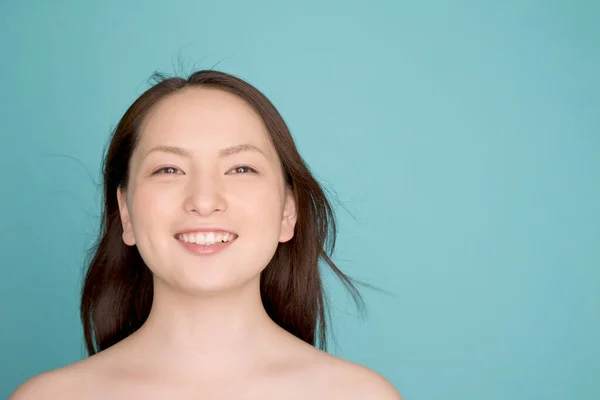 Schöne Junge Asiatische Frau Auf Isoliertem Hintergrund — Stockfoto