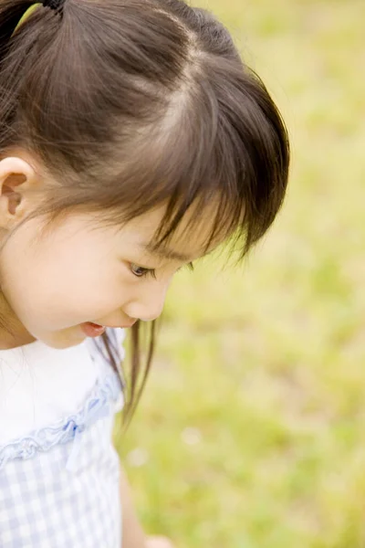 Little Asian Girl Playing Summer Park — Stock Photo, Image