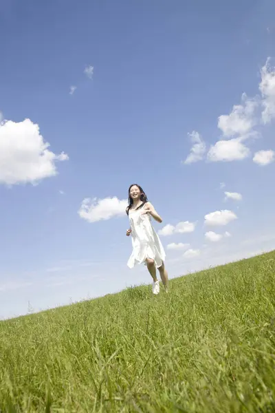 Happy Asian Woman Running Green Meadow — Stock Photo, Image