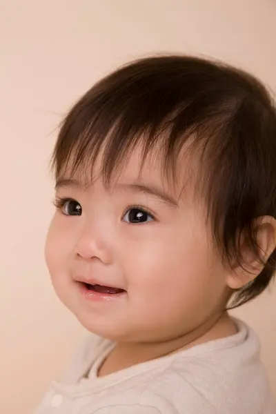 Κοντινό Πορτρέτο Του Μικρού Ασιατικού Μωρού — Φωτογραφία Αρχείου