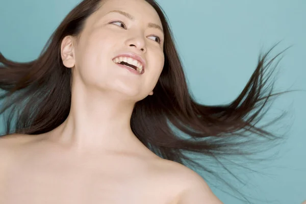 Schöne Junge Asiatische Frau Auf Isoliertem Hintergrund — Stockfoto