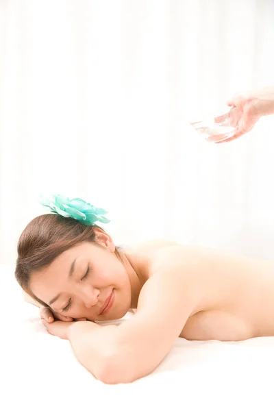 Young Woman Having Massage Spa Salon — Stock Photo, Image