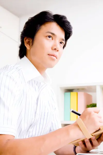 Retrato Bonito Jovem Asiático Empresário Escritório — Fotografia de Stock