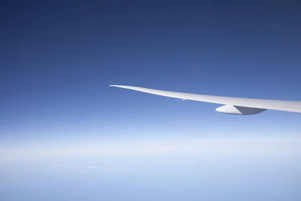 Ala Avión Cielo Avión Durante Vuelo Concepto Viaje Aventura — Foto de Stock