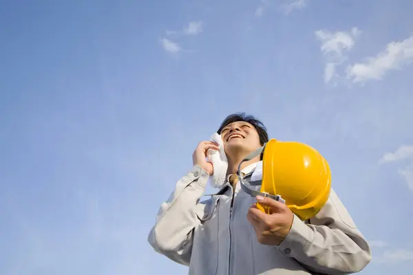 Mutlu Başarılı Japon Inşaat Işçisi — Stok fotoğraf