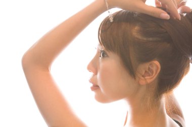 Güzel bir Asyalı genç kadının portresi. güzellik konsepti