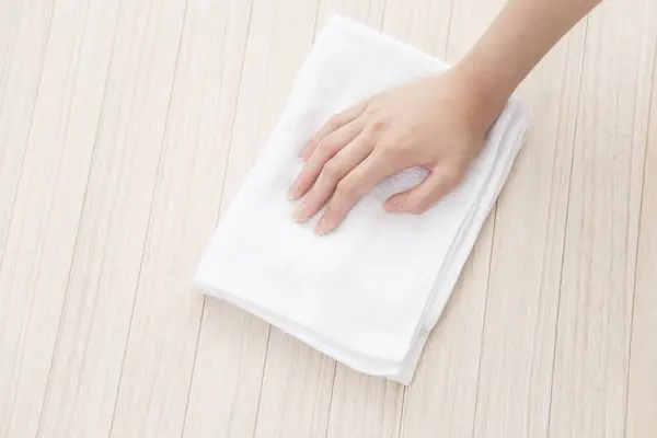 Young Asian Woman Cleaning Her Floor Cloth — Stock Photo, Image