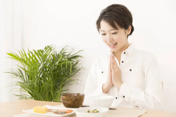 Piękna Japonka Lunch — Zdjęcie stockowe