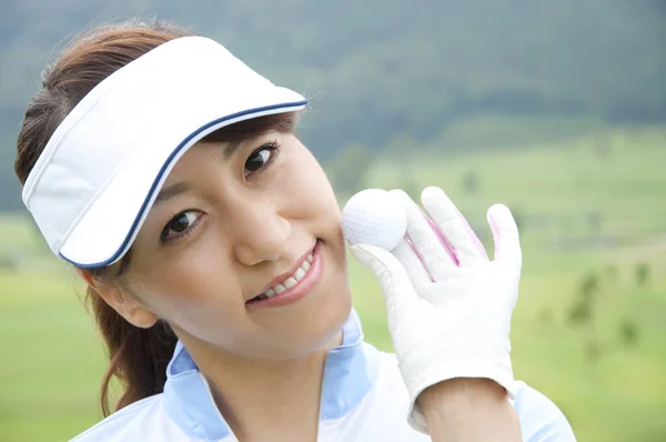 Asian Woman Golfer Golf Ball — Stock Photo, Image