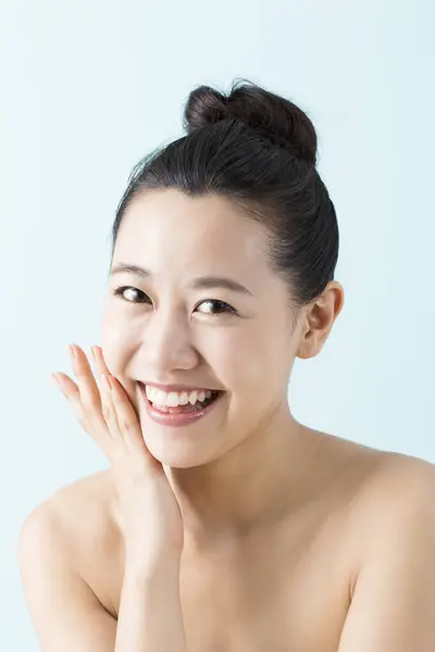 Portrét Krásné Mladé Japonské Ženy Perfektní Pletí — Stock fotografie