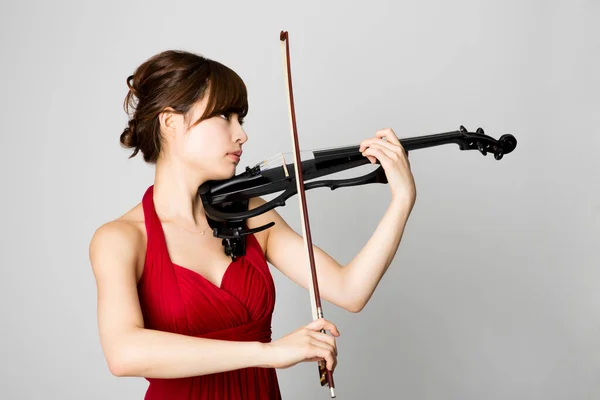 Close Jovem Violinista Com Instrumento — Fotografia de Stock