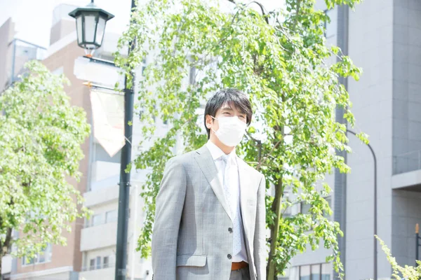 Bello Professionale Giapponese Uomo Affari Faccia Maschera Strada — Foto Stock