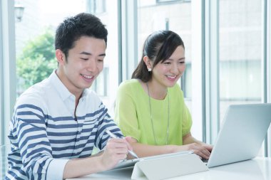 Ofiste çalışan iş ekibi.