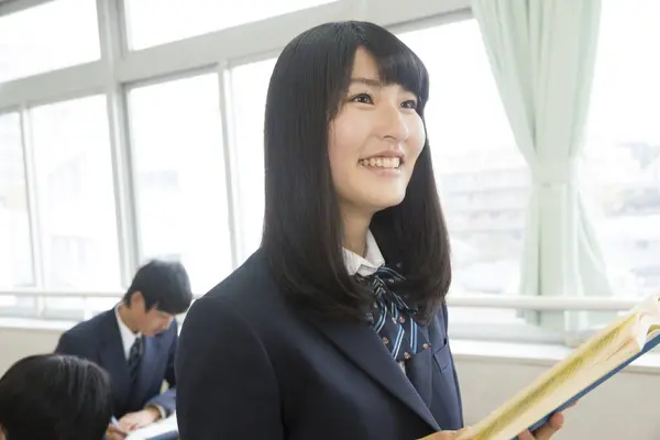 Mooi Japans Tiener Meisje Studeren Klas — Stockfoto