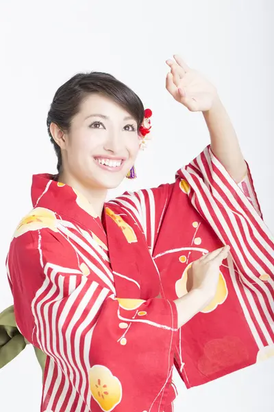 Retrato Hermosa Mujer Joven Usando Kimono Japonés Tradicional Posando Aislado — Foto de Stock