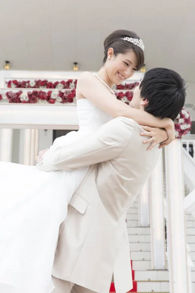 Beautiful Young Wedding Couple Hugging Looking Each Other — Stock Photo, Image
