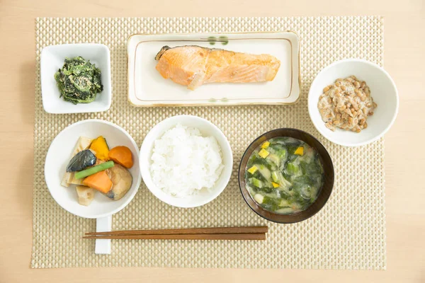 Délicieux Japonais Nourriture Sur Table Cuisine — Photo