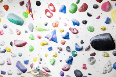 Spor salonundaki tırmanma duvarı manzarası