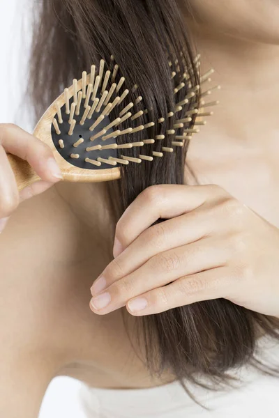 Beautiful Woman Brushing Her Hair Comb White Background — Stock Photo, Image