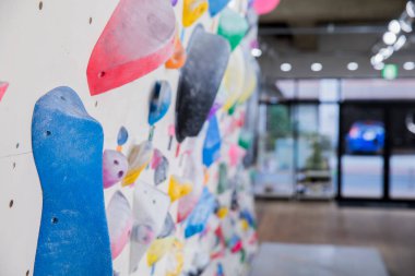 Yakından tırmanmak için kayalık duvar 