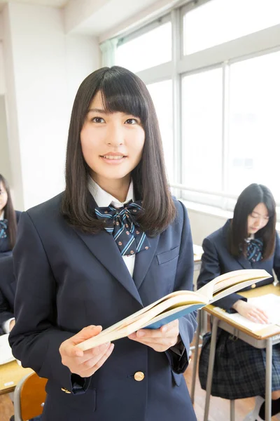 Unga Asiatiska Kvinnliga Elever Skolan — Stockfoto
