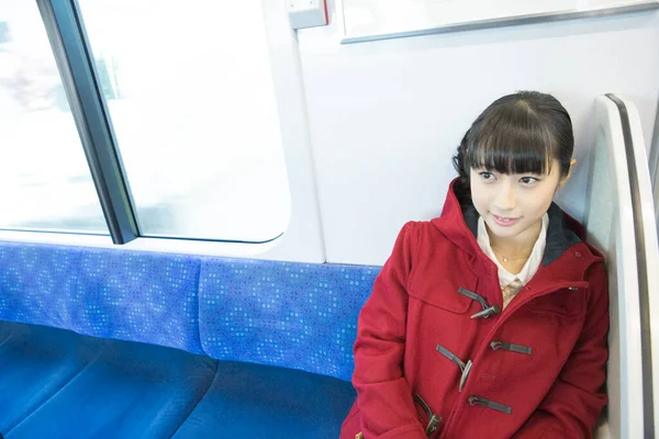 Japonês Menina Sentado Trem — Fotografia de Stock