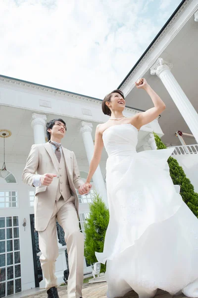 Portrait Beautiful Happy Young Asian Wedding Couple — Stock Photo, Image