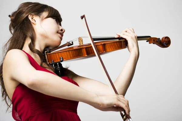 Giovane Bella Asiatico Donna Giocare Violino — Foto Stock