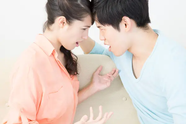 Hombre Enojado Gritando Esposa — Foto de Stock