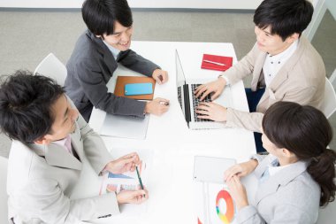 toplantıda çalışma iş takım