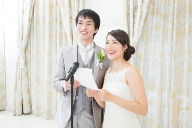 Güzel çift Asyalı gelin ve damat